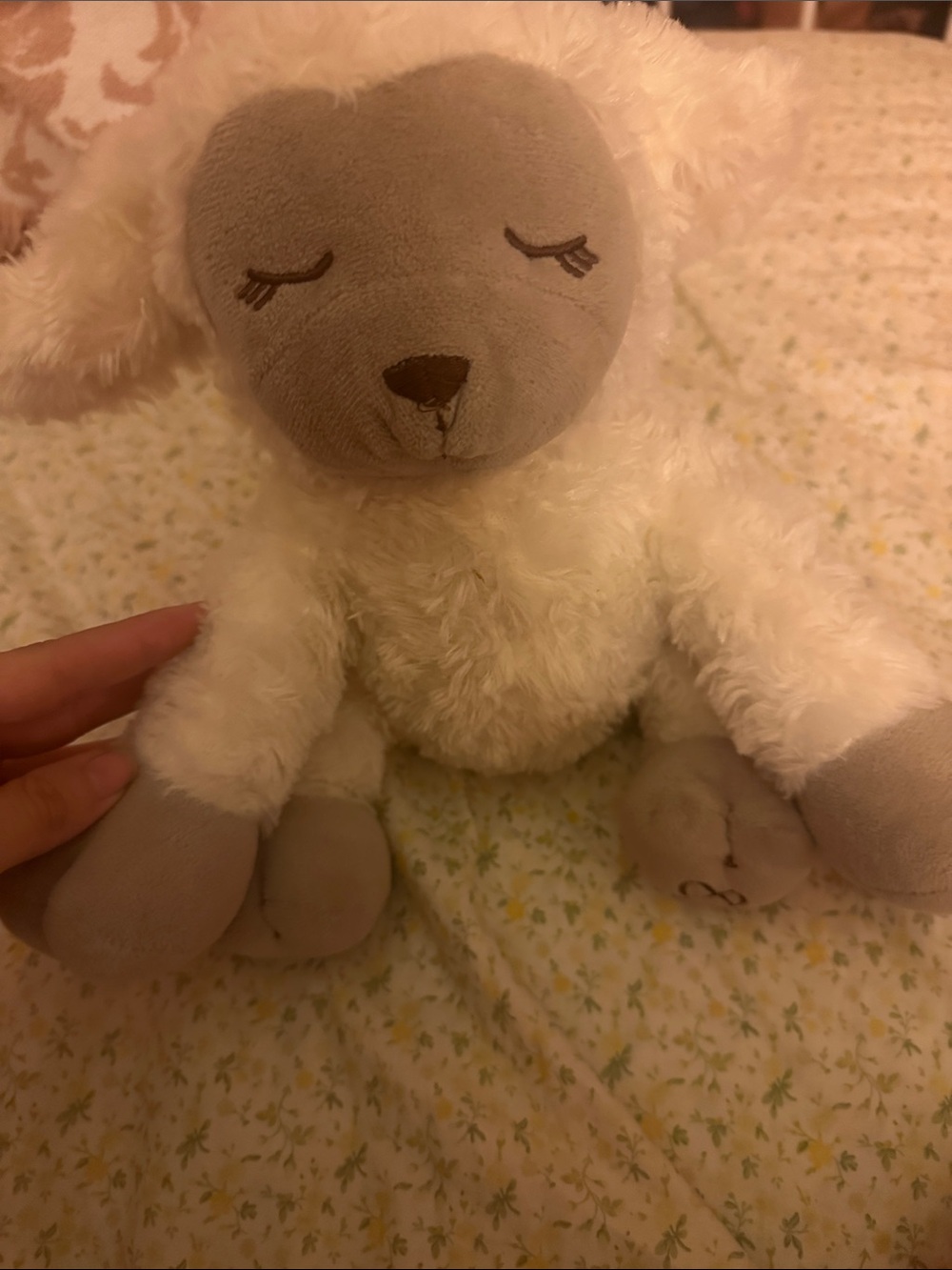 Swaddle me lullaby sheep for babies